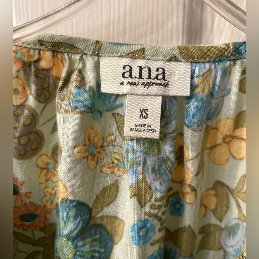 ANA Blouse Womens XS Blue & Yellow Top Floral 3/4 Sleeve - Picture 3 of 4